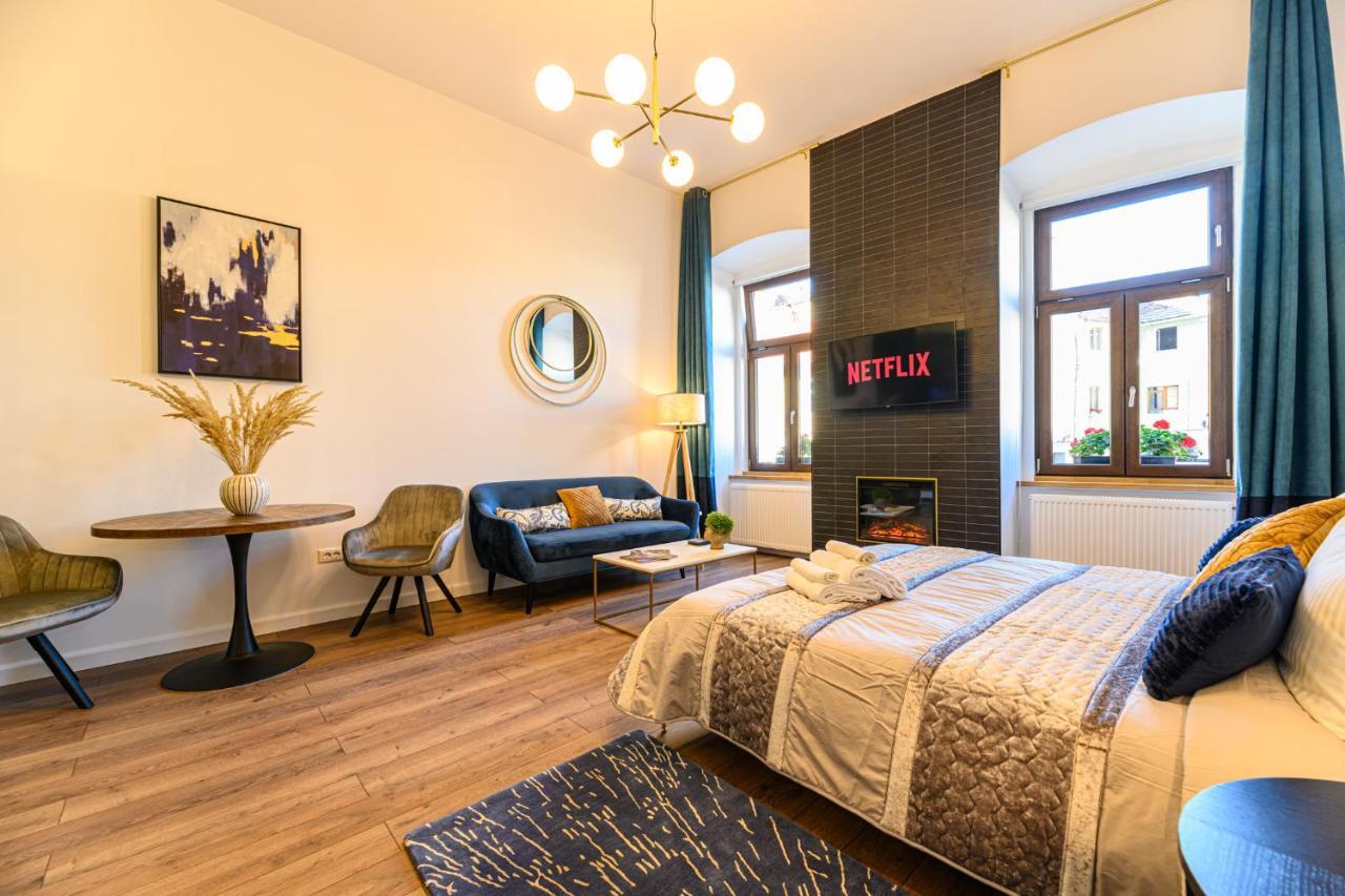 Apartament Uptown Deluxe Braszów Zewnętrze zdjęcie