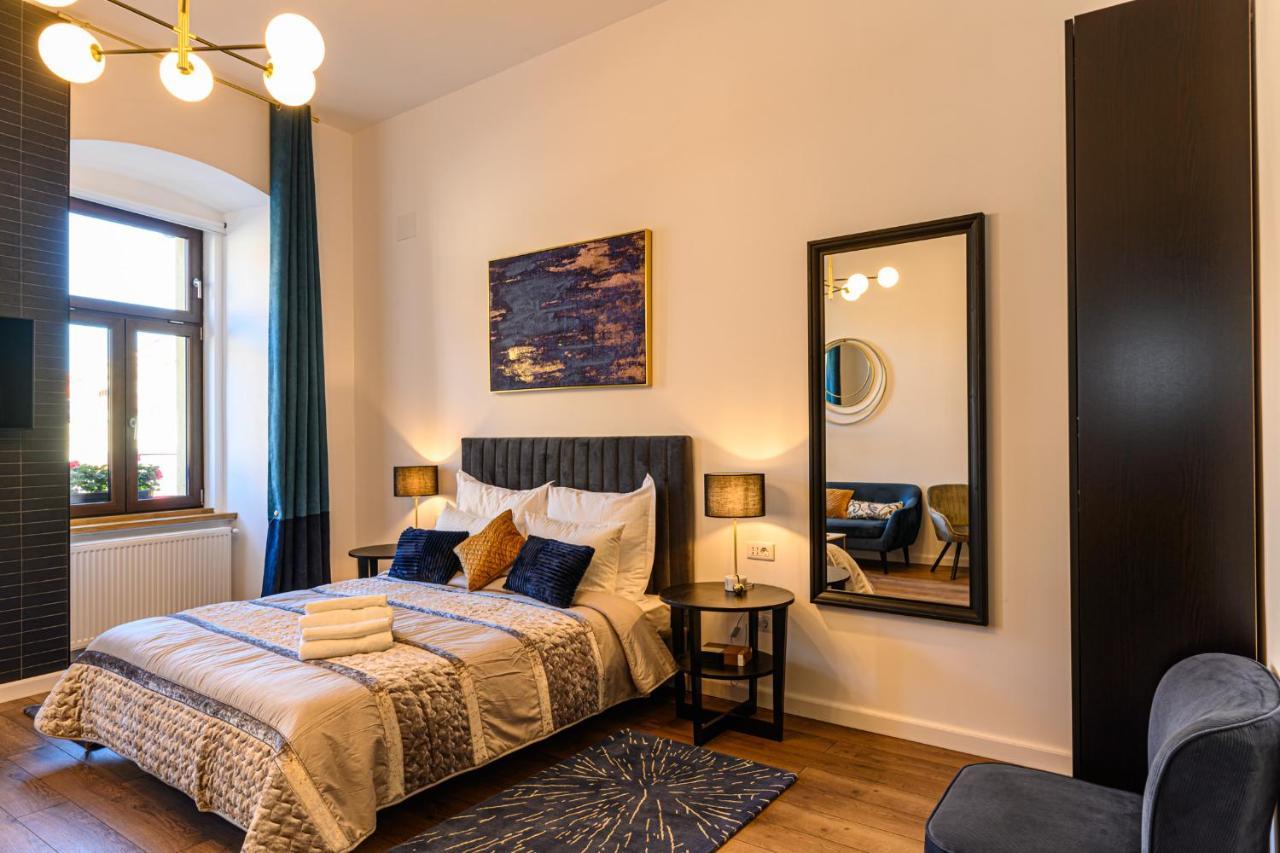 Apartament Uptown Deluxe Braszów Zewnętrze zdjęcie